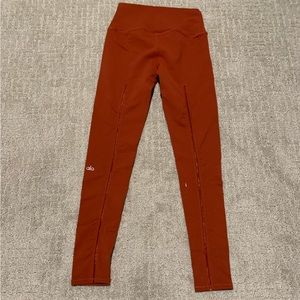 Burnt Orange Alo leggings